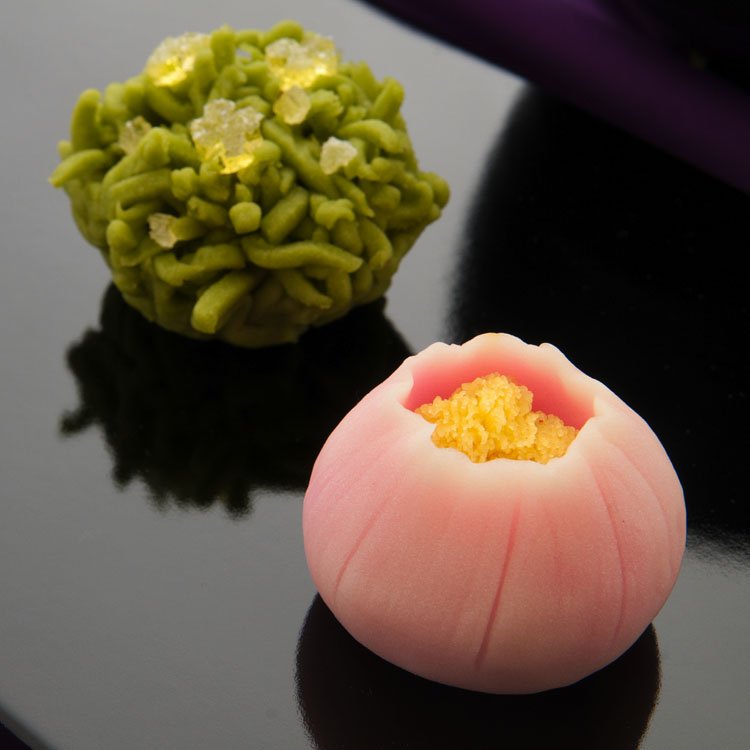 Tokyo Wagashi: The Essence of Kawaii Confections