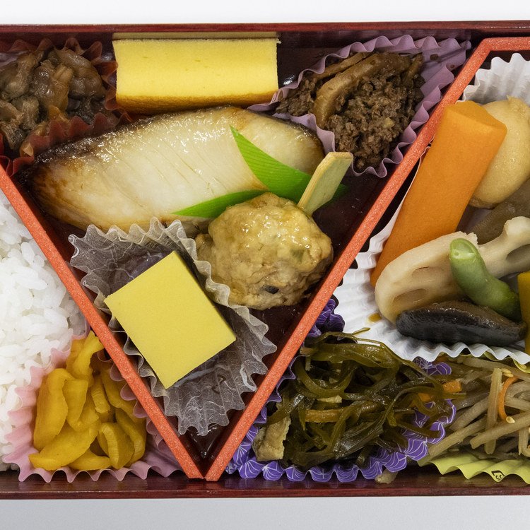 Tokyo Station: The Gateway to “Ekiben” Culture